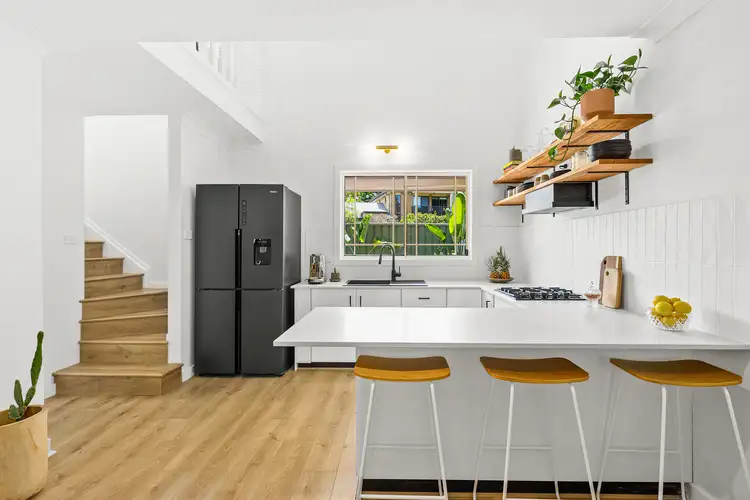 Main view of Homely townhouse listing, 5/15 Park Road, Bellambi NSW 2518