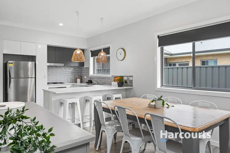 Second view of Homely unit listing, 4/40 Diamond Circuit, Rutherford NSW 2320