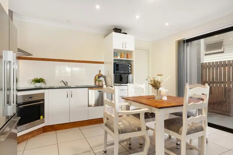 2/37 Sussex Road, Acacia Ridge QLD 4110