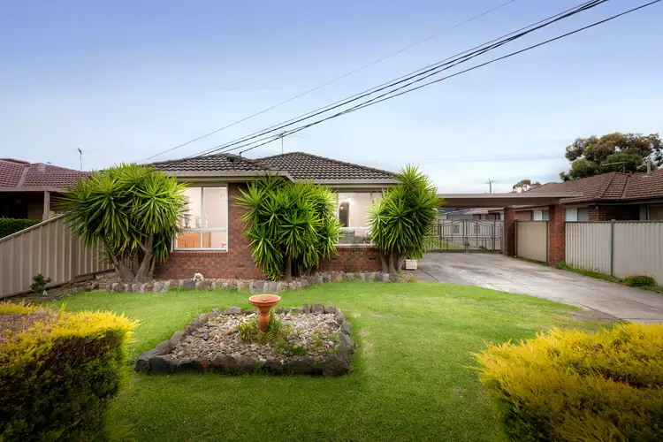 8 Handsworth Crescent, Tullamarine VIC 3043