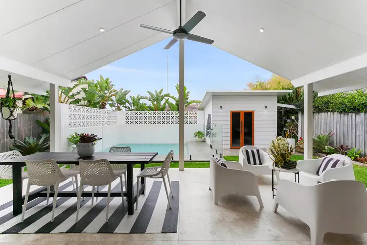 87 Palm Beach Avenue, Palm Beach QLD 4221