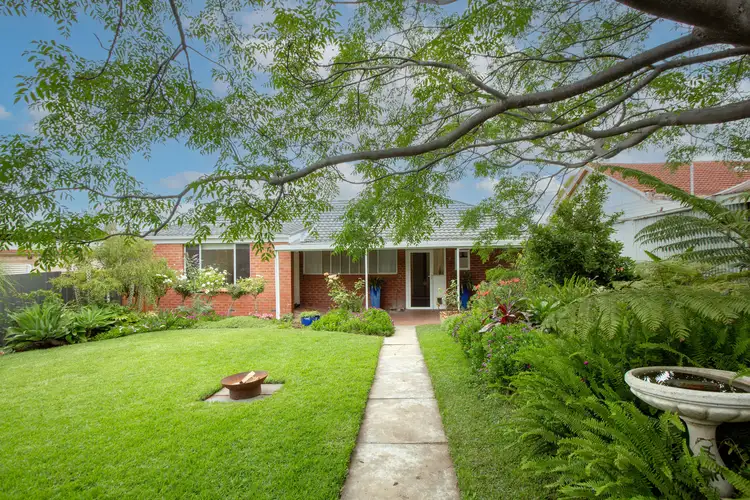 16 Hermitage Crescent, Port Lincoln SA 5606