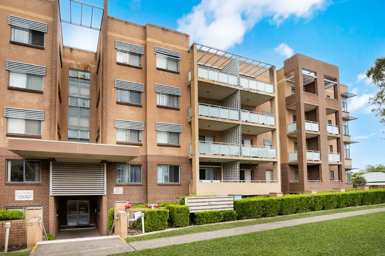 32/8 Wallace Street, Blacktown NSW 2148