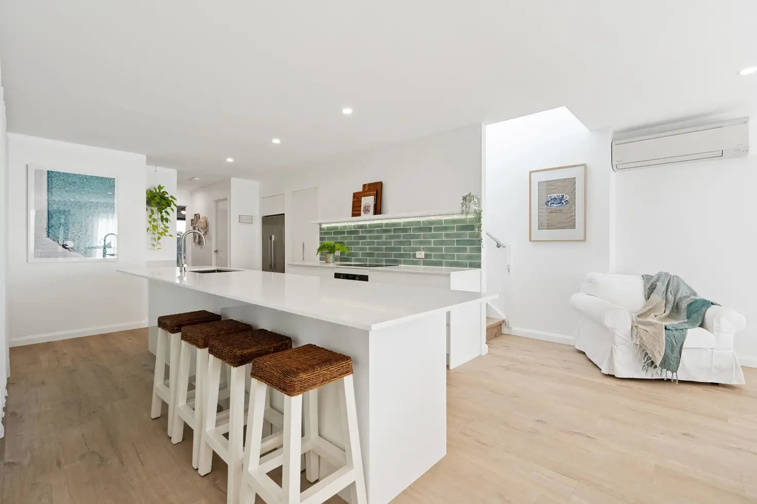 Main view of Homely townhouse listing, 1/4 Deborah Close, Mudjimba QLD 4564
