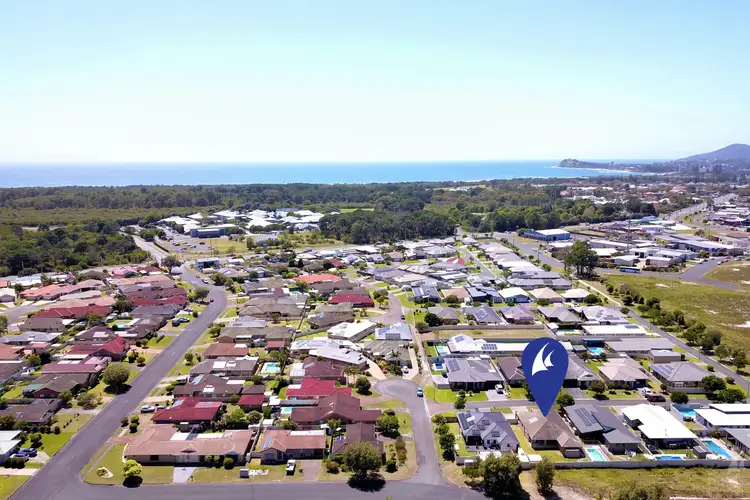 19 Massie Crescent, Tuncurry NSW 2428