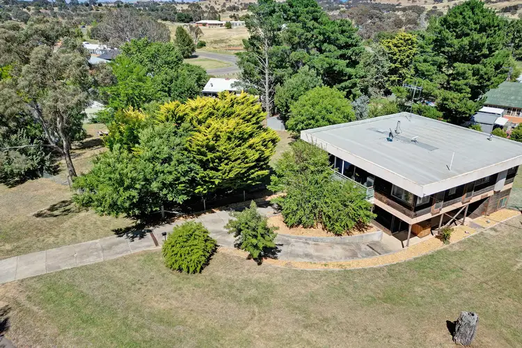 98 Biala Street, Gunning NSW 2581