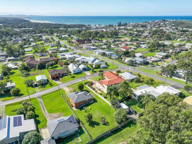 8a High Street, Woolgoolga NSW 2456