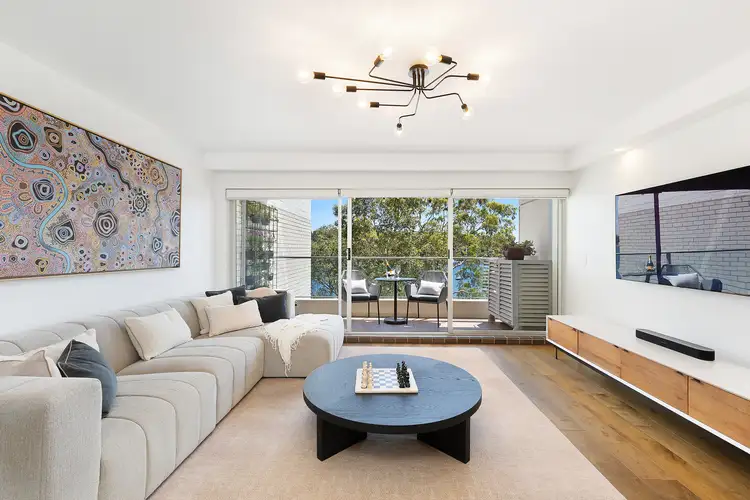 Third view of Homely apartment listing, 32/8 Munro Street, Mcmahons Point NSW 2060