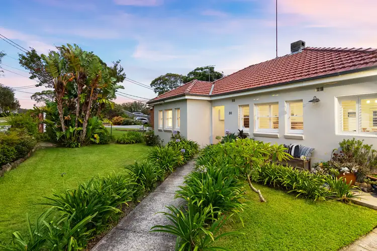 30 Quinlan Parade, Manly Vale NSW 2093