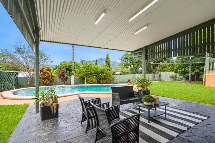 35 Hutchinson Street, Edge Hill QLD 4870