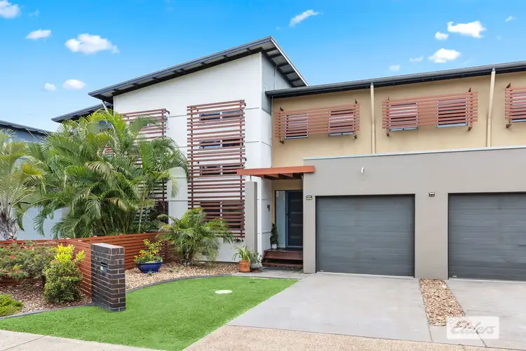 3/136 Pulgul Street, Urangan QLD 4655