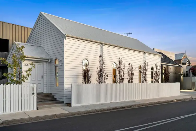 35 Balmoral Crescent, Rippleside VIC 3215