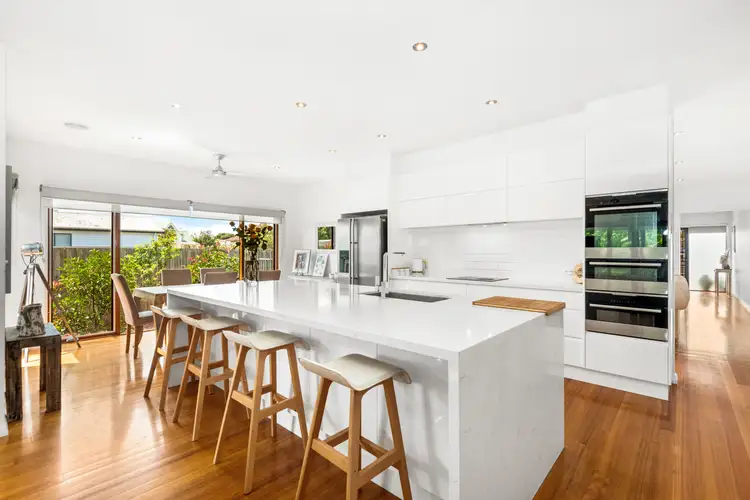 25 Beachside Crescent, Indented Head VIC 3223
