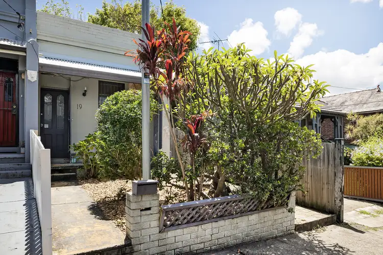 19 Middle Street, Marrickville NSW 2204