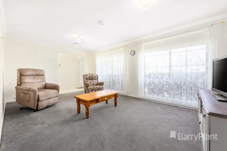 Second view of Homely house listing, 5 Westleigh Court, Mill Park VIC 3082