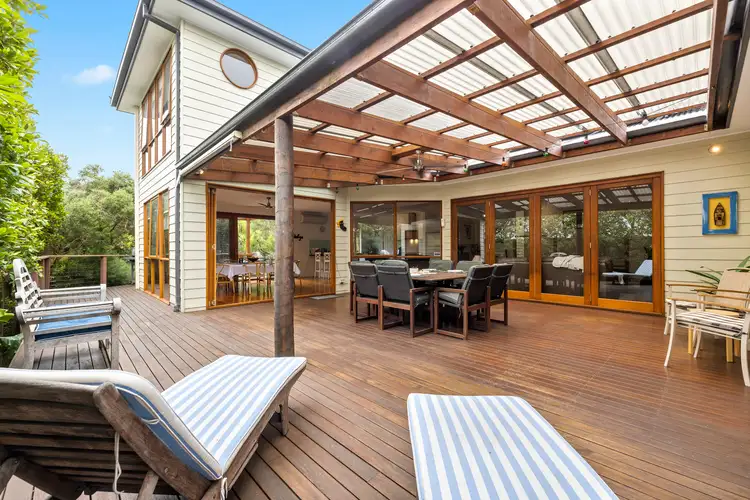 8 Arunta Court, Rye VIC 3941