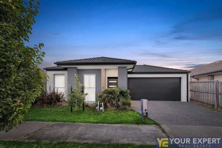 23 Nunkeri Court, Clyde North VIC 3978