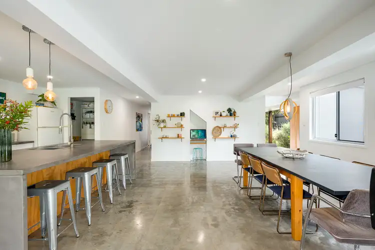 5 Alrex Street, Everton Hills QLD 4053