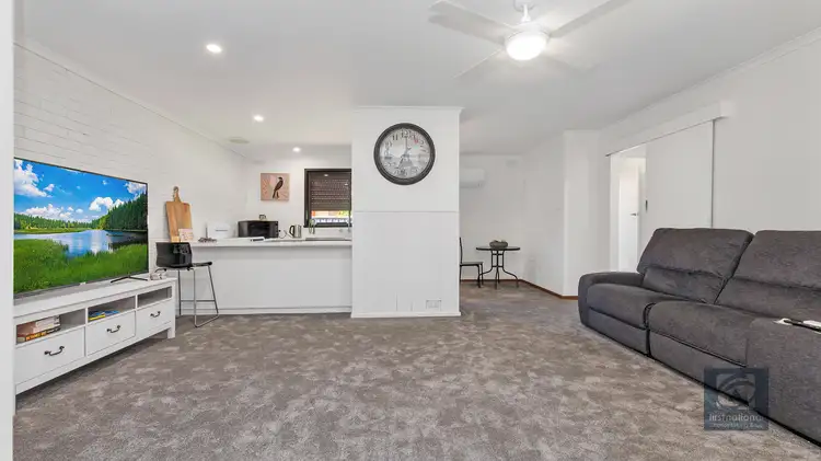 Second view of Homely unit listing, 2/53 Eyre Street, Echuca VIC 3564