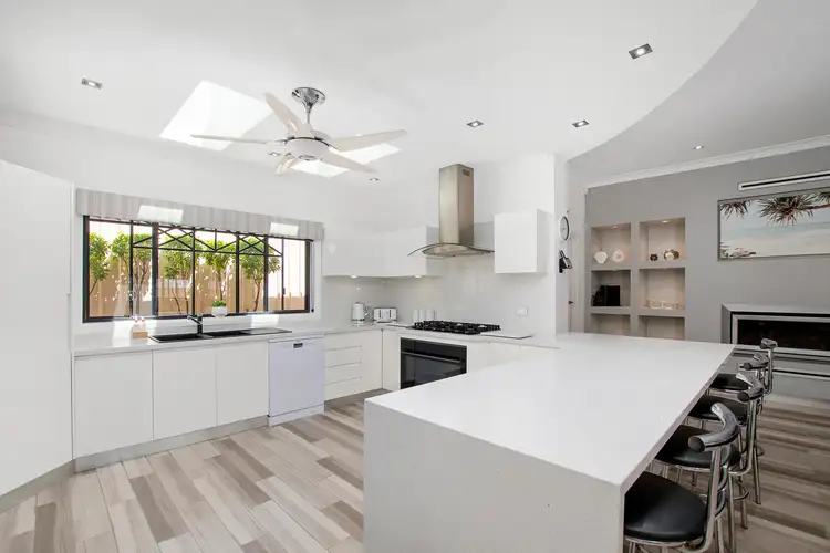 Sixth view of Homely house listing, 2 Carlisle Close, Niagara Park NSW 2250