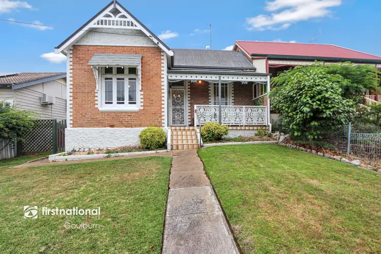 122 Clinton Street, Goulburn NSW 2580