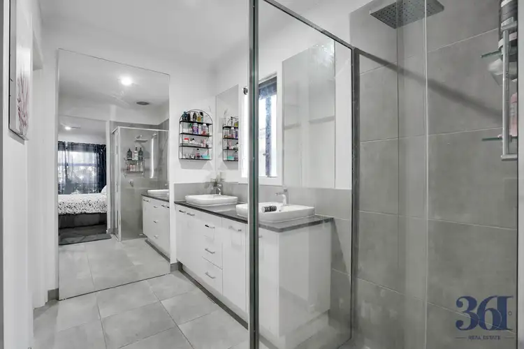 Fifth view of Homely house listing, 9 Clifton Circuit, Tarneit VIC 3029