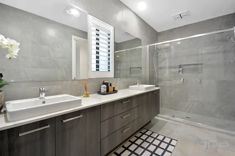 Fourth view of Homely house listing, 4 Lough Way, Manor Lakes VIC 3024