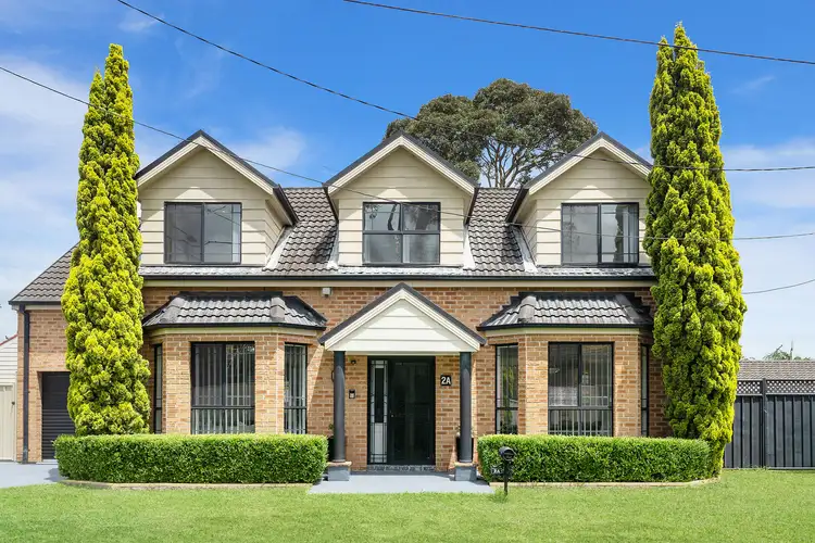 2A Kerrie Crescent, Peakhurst NSW 2210