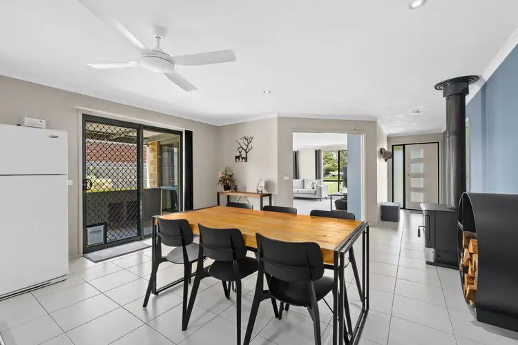 Fifth view of Homely house listing, 17 Stringer Road, Toongabbie VIC 3856