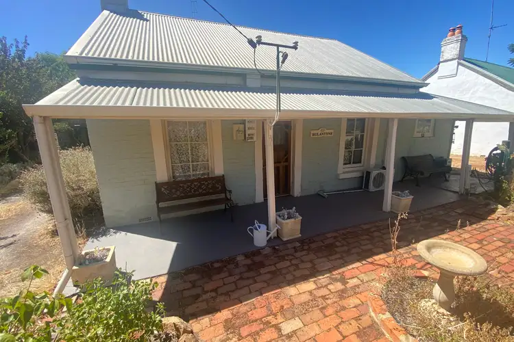14 Wheeler Street, York WA 6302