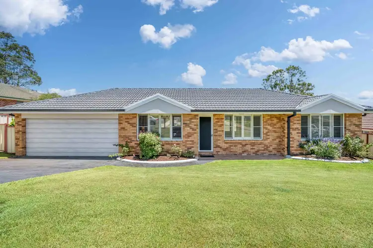 6 Lauren Close, Rutherford NSW 2320