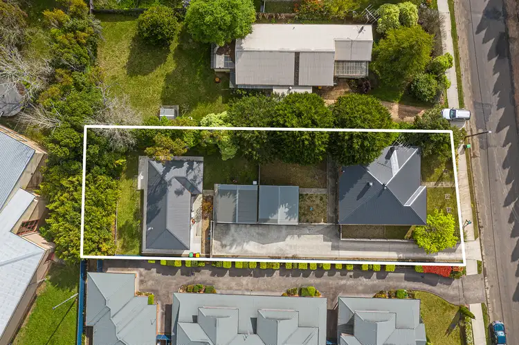 8 Railway Parade, Mittagong NSW 2575