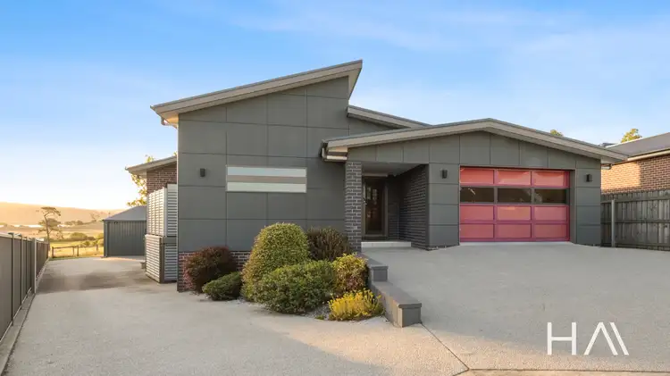 21 Carillion Court, Newnham TAS 7248