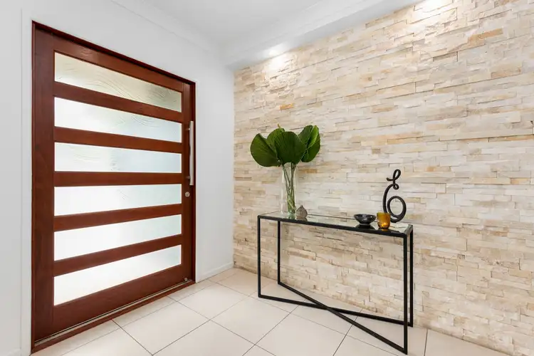 Sixth view of Homely house listing, 4 Goodenia Crescent, Seventeen Mile Rocks QLD 4073