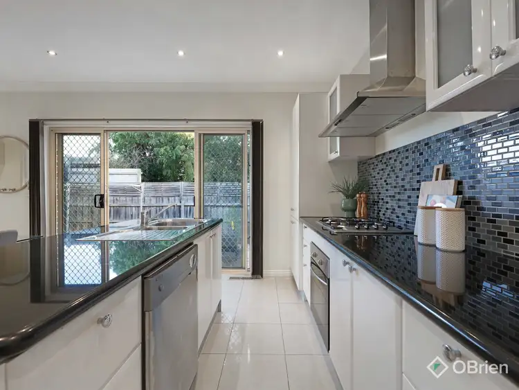 Sixth view of Homely townhouse listing, 2/8 Rudyard Street, Bentleigh East VIC 3165