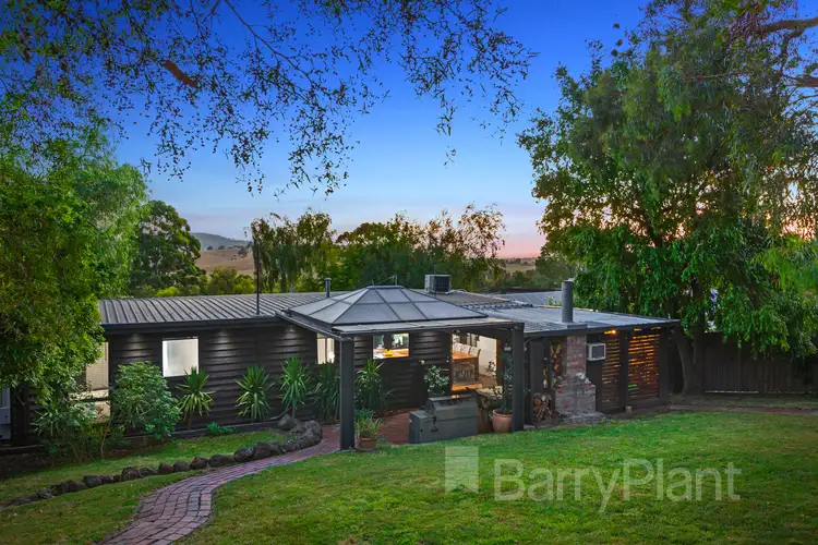 16 Blucher Street, Ferntree Gully VIC 3156