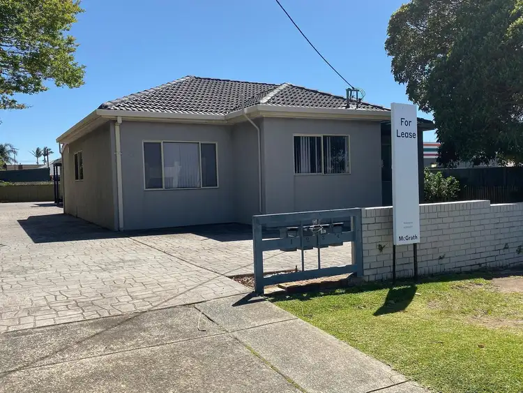 Main view of Homely villa listing, 4/32 Towradgi Road, Towradgi NSW 2518