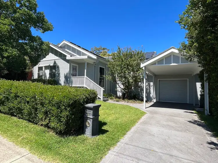 12 Parklands Road