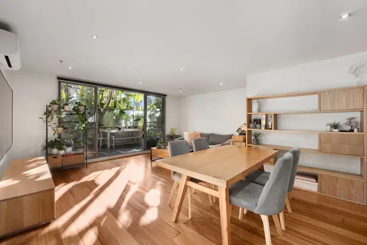 2/86-88 Beach Road, Sandringham VIC 3191