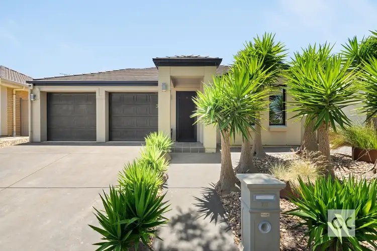 14 Kari Crescent, Huntfield Heights SA 5163