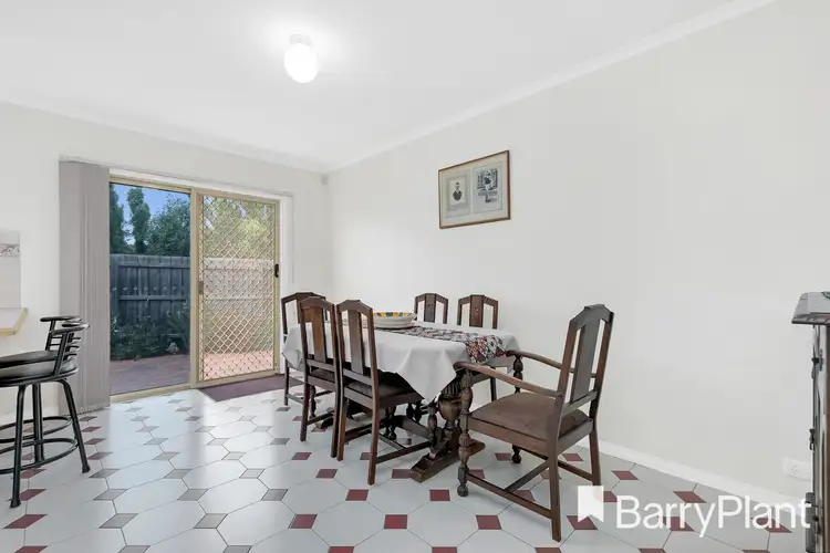 Fifth view of Homely townhouse listing, 5 Silverbirch Rise, Mill Park VIC 3082