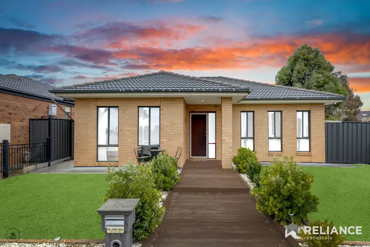 20 Embleton Avenue, Tarneit VIC 3029