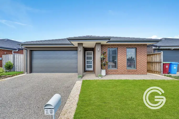 19 Tarheel Street, Clyde North VIC 3978