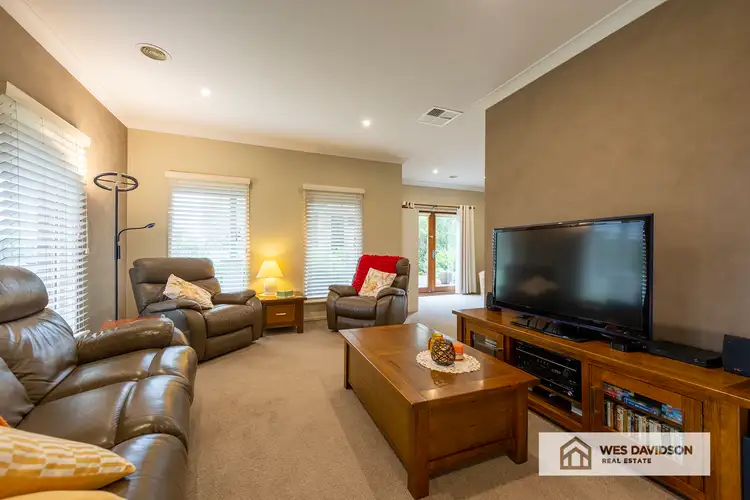 Fifth view of Homely house listing, 1 Perry Drive, Horsham VIC 3400