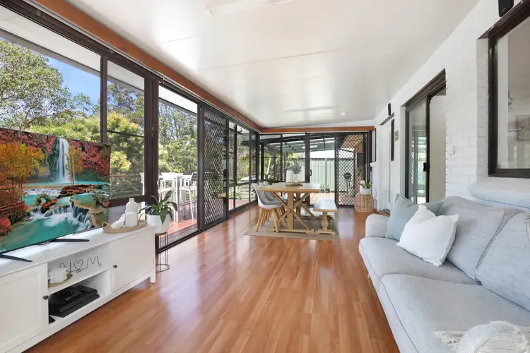 2 Telopea Place, Cordeaux Heights NSW 2526
