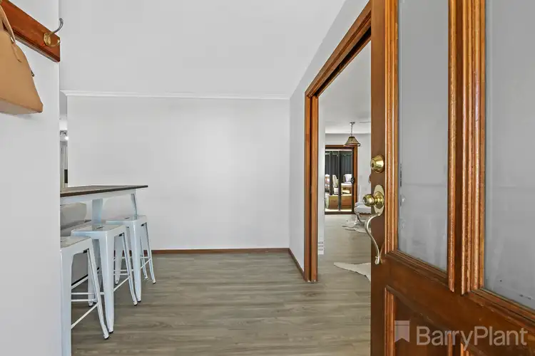 Fifth view of Homely house listing, 27 Margaret Street, Warragul VIC 3820
