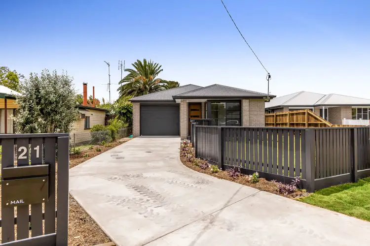 21 Florence Street, Pittsworth QLD 4356