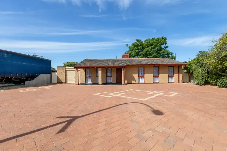 98 Weston Street, Maddington WA 6109