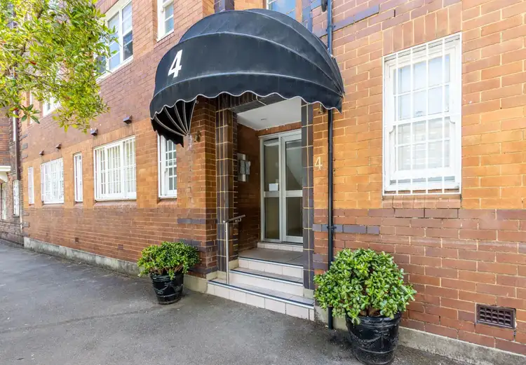 Fourth view of Homely studio listing, 8/4 McDonald Street, Potts Point NSW 2011