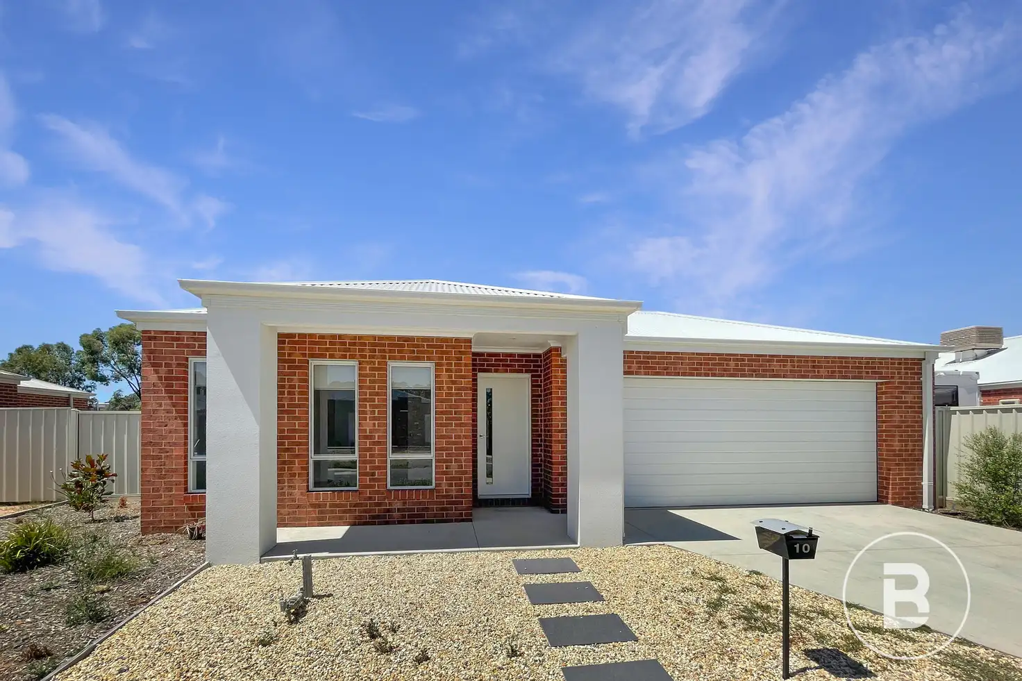 Main view of Homely house listing, 10 Webdon Drive, North Bendigo VIC 3550